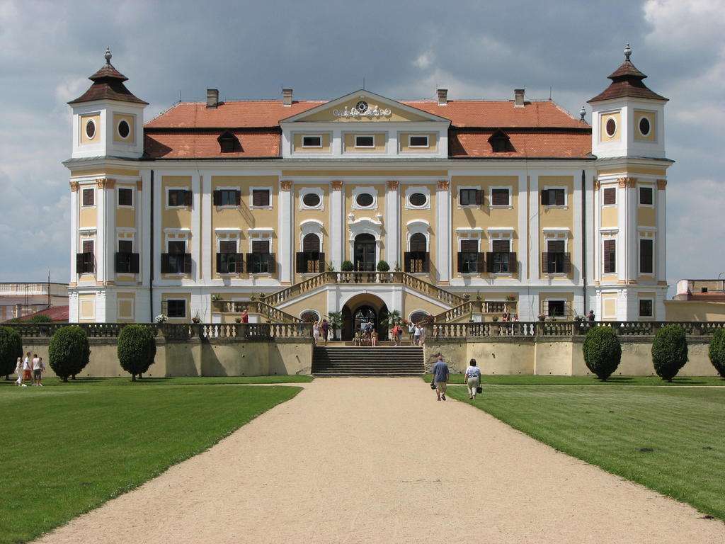 Kyjovsky Pivovar - Hotel, Restaurace, Pivni Lazne Bagian luar foto