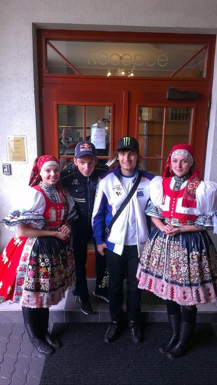 Kyjovsky Pivovar - Hotel, Restaurace, Pivni Lazne Bagian luar foto
