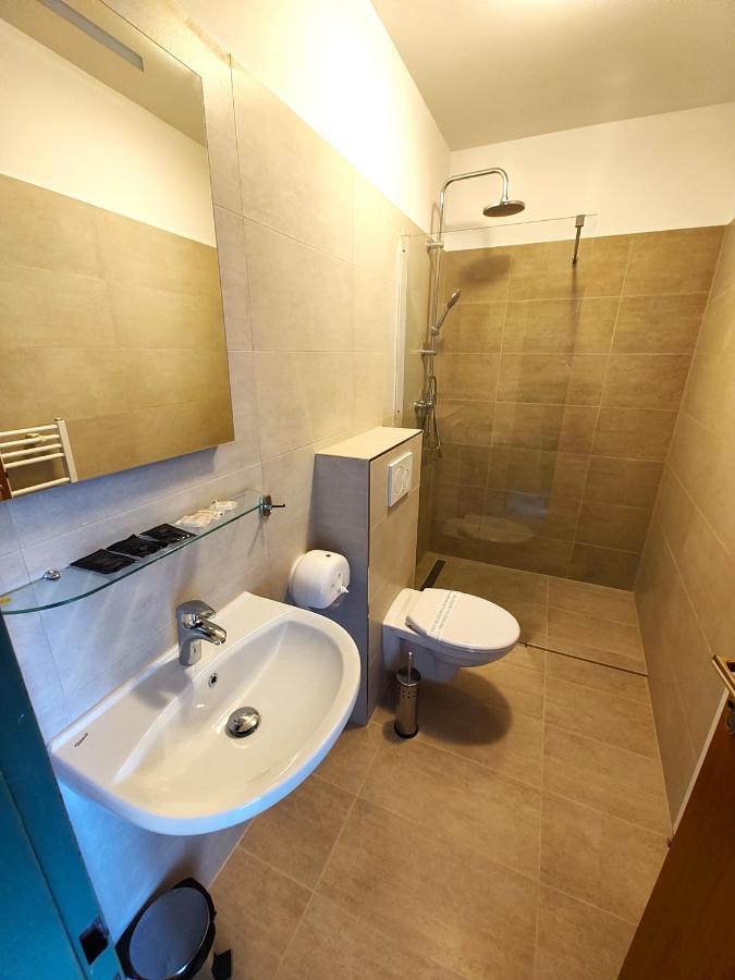 Kyjovsky Pivovar - Hotel, Restaurace, Pivni Lazne Bagian luar foto